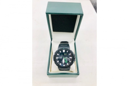 腕時計のPRO TREC