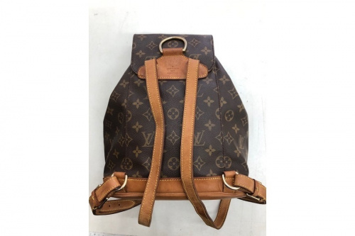 バッグのLOUIS VUITTON