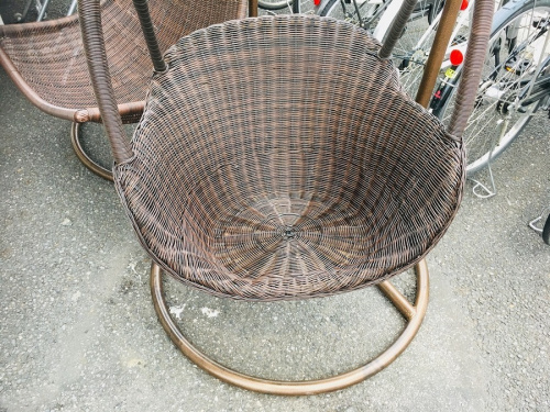 イスのブランド