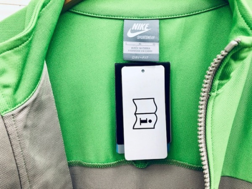 トレーナーのＮＩＫＥ