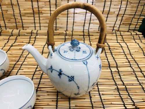 洋食器の湯呑み揃え