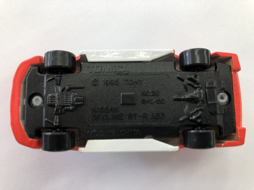 ミニカーのトミカ