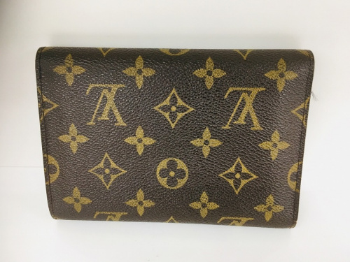 LOUIS VUITTONのファッション