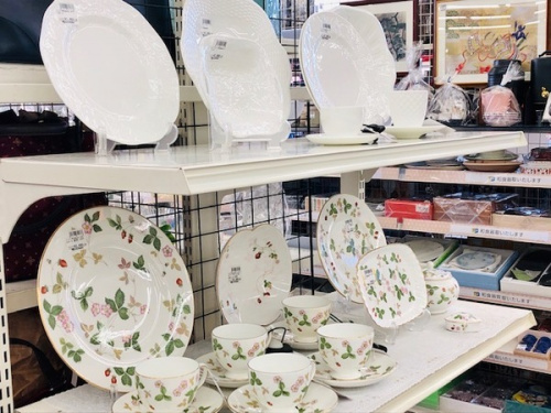 洋食器のWEDGWOOD