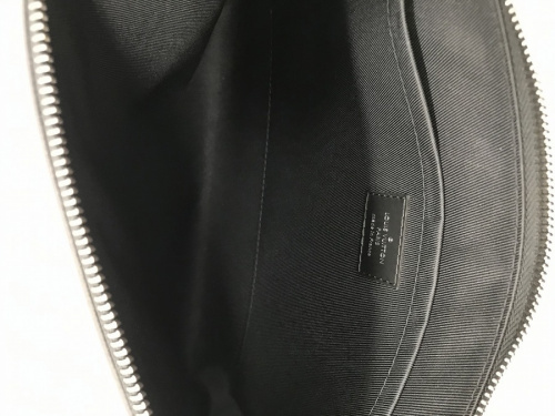 クラッチバッグの春日部　野田　岩槻　宮代　松伏　越谷　幸手