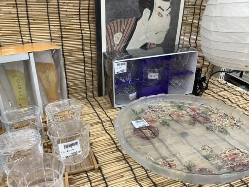 湯呑みの茶碗