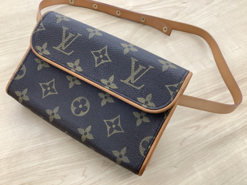 ブランド・ラグジュアリーのLOUIS VUITTO　ルイヴィトン