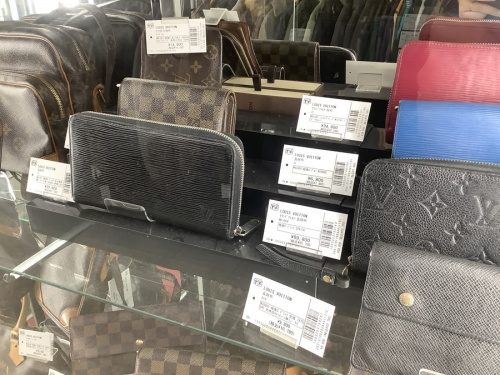 ルイヴィトンのLOUIS VUITTON