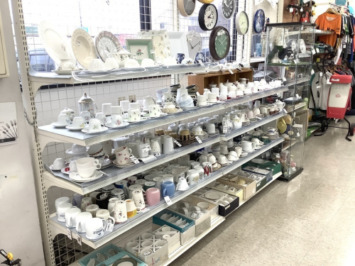 中古食器の春日部