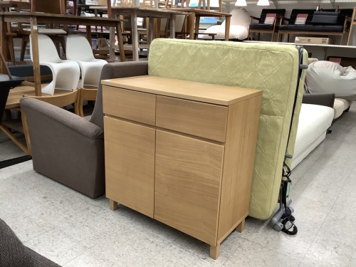 キャビネットの家具