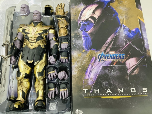 フィギュアのサノス