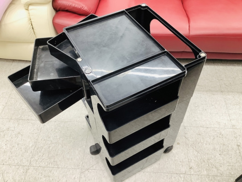 万能収納のBOBY WAGON