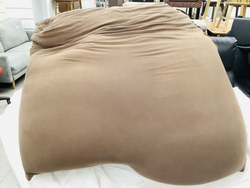 ファブリックのクッション