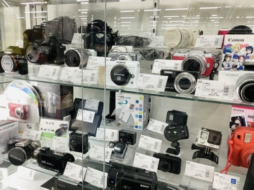 デジタルカメラのオーディオスピーカー