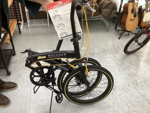 自転車の折りたたみ自転車