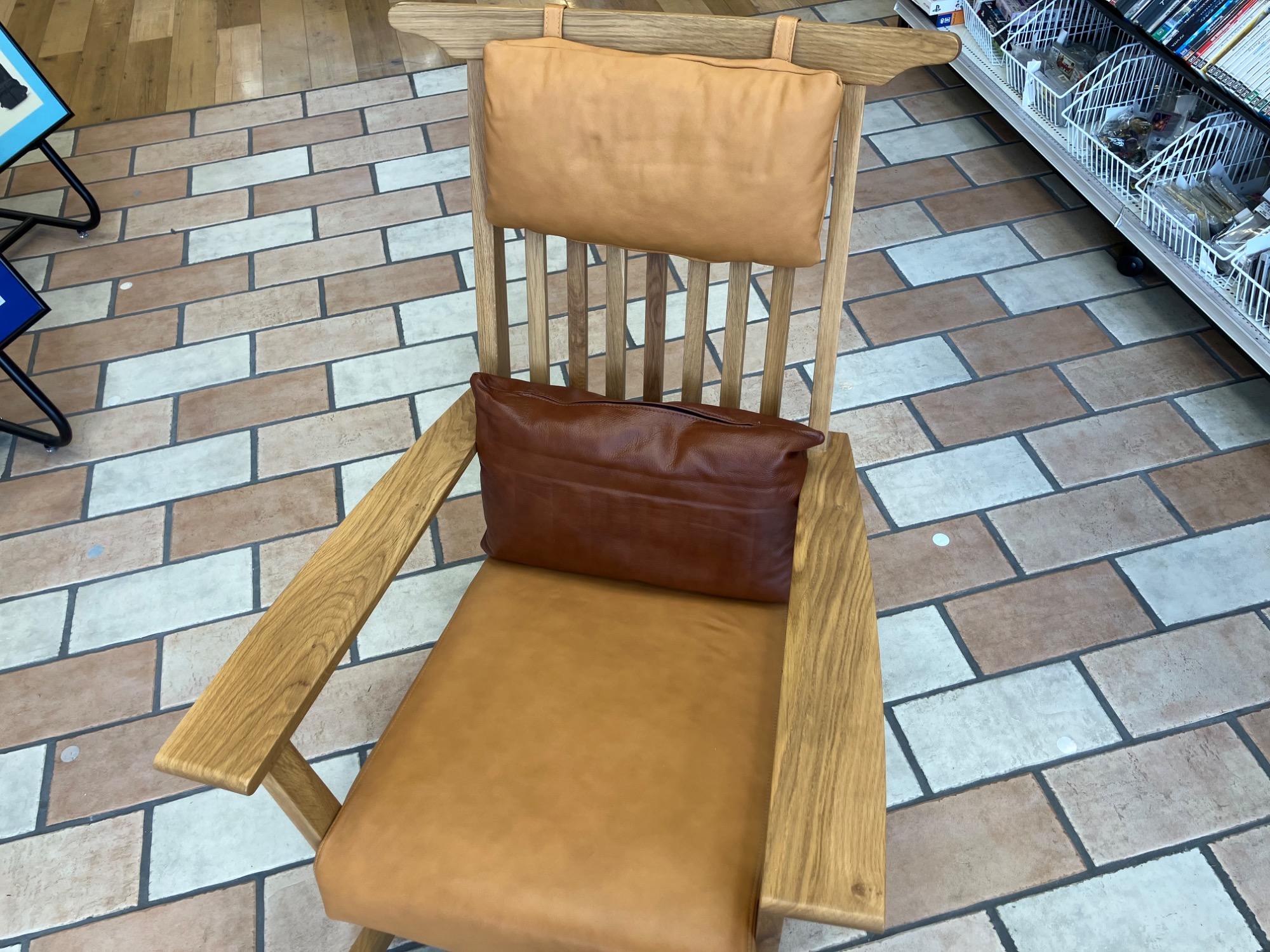 シギヤマ家具、ロッキングチェア買取入荷いたしました！｜2025年