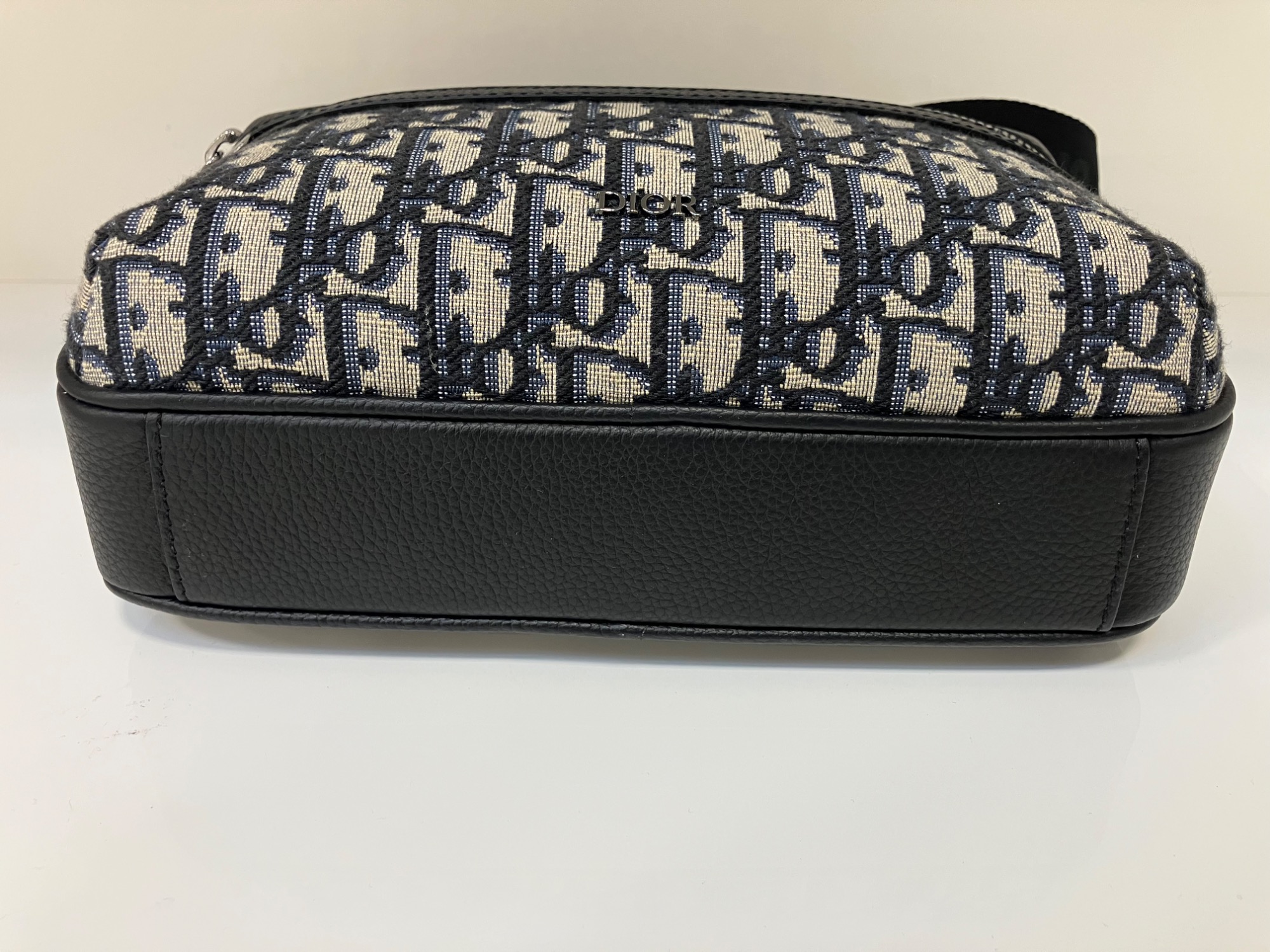 ◆Dior◆ DIOR ジップ メッセンジャーバッグ 大人気♪】Dior Rider 2.0 ジップ メッセンジャーバッグ (Dior