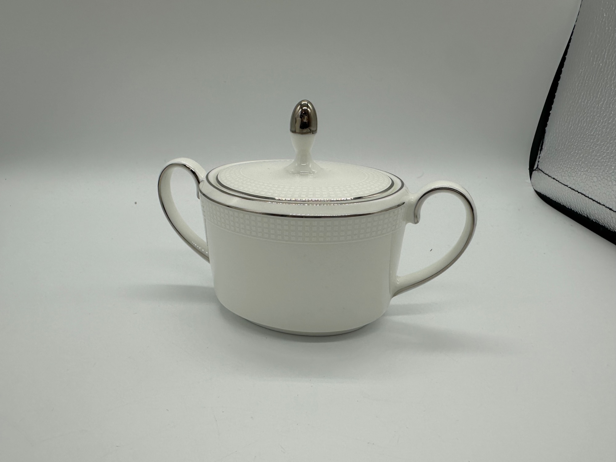 Wedgwood（ウェッジウッド）からティーポットセット3点セット