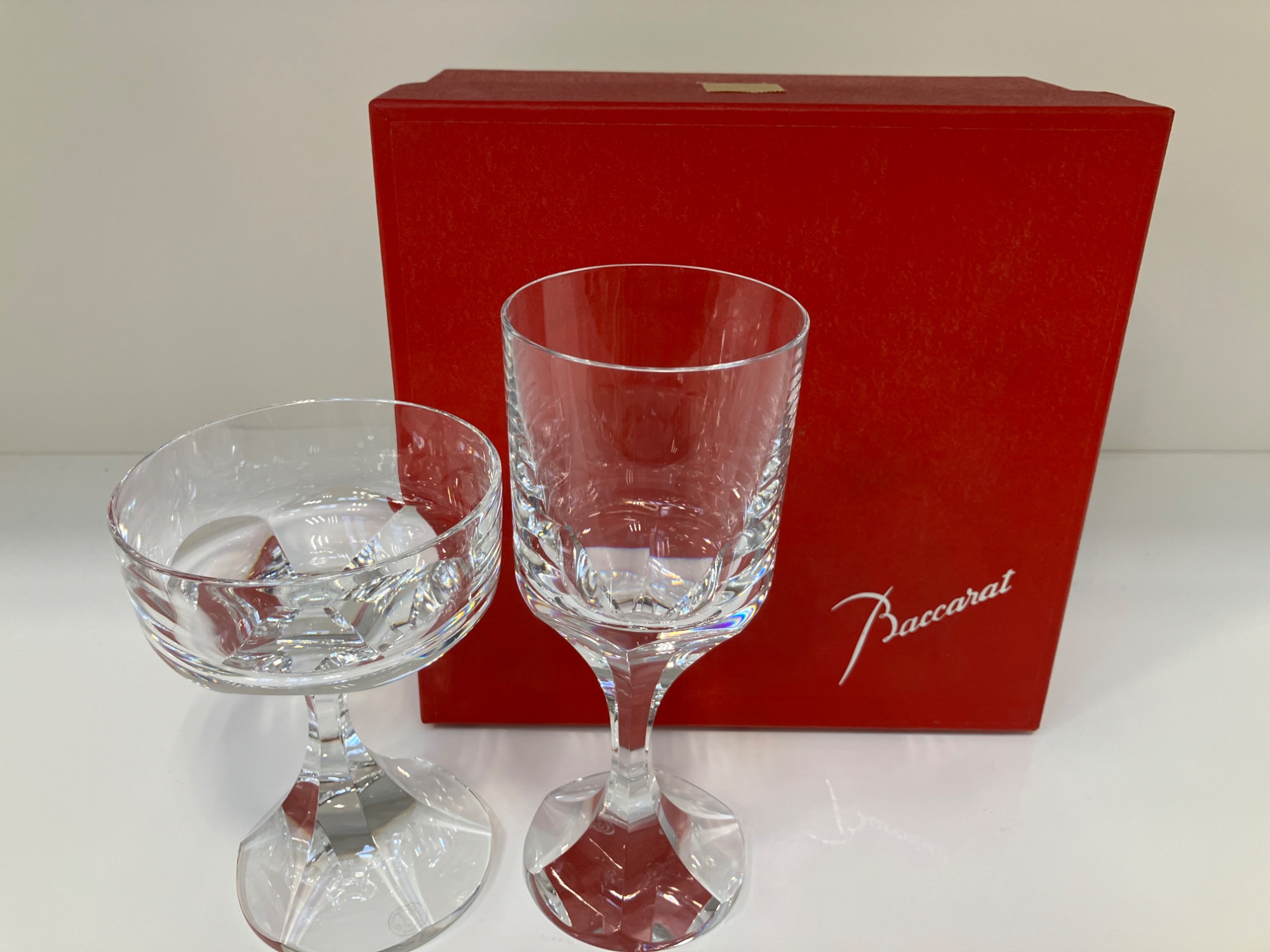 Baccarat(バカラ)ワイングラスペアセットから食器のご紹介