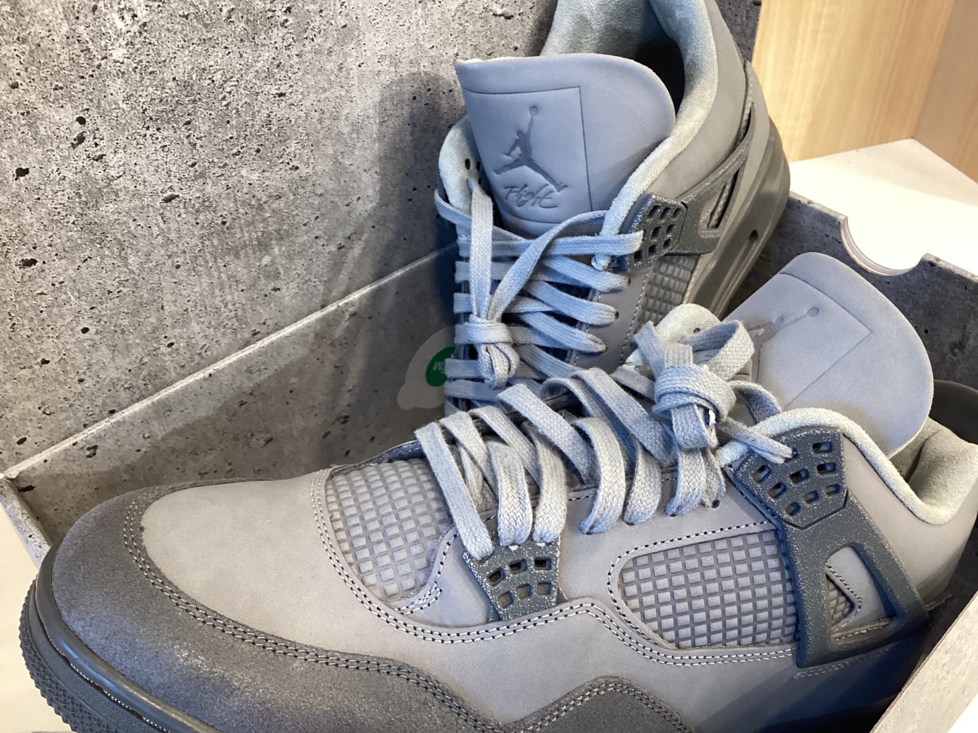 NIKEからAir Jordan 4 Retro SE 