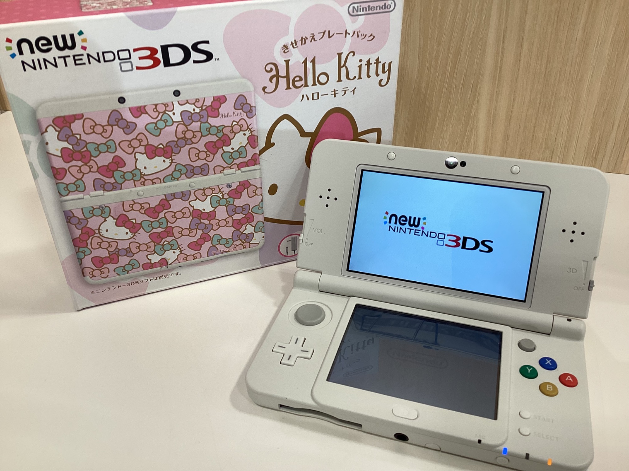 3DSきせかえプレートパック【ハローキティ】買取入荷いたしまし