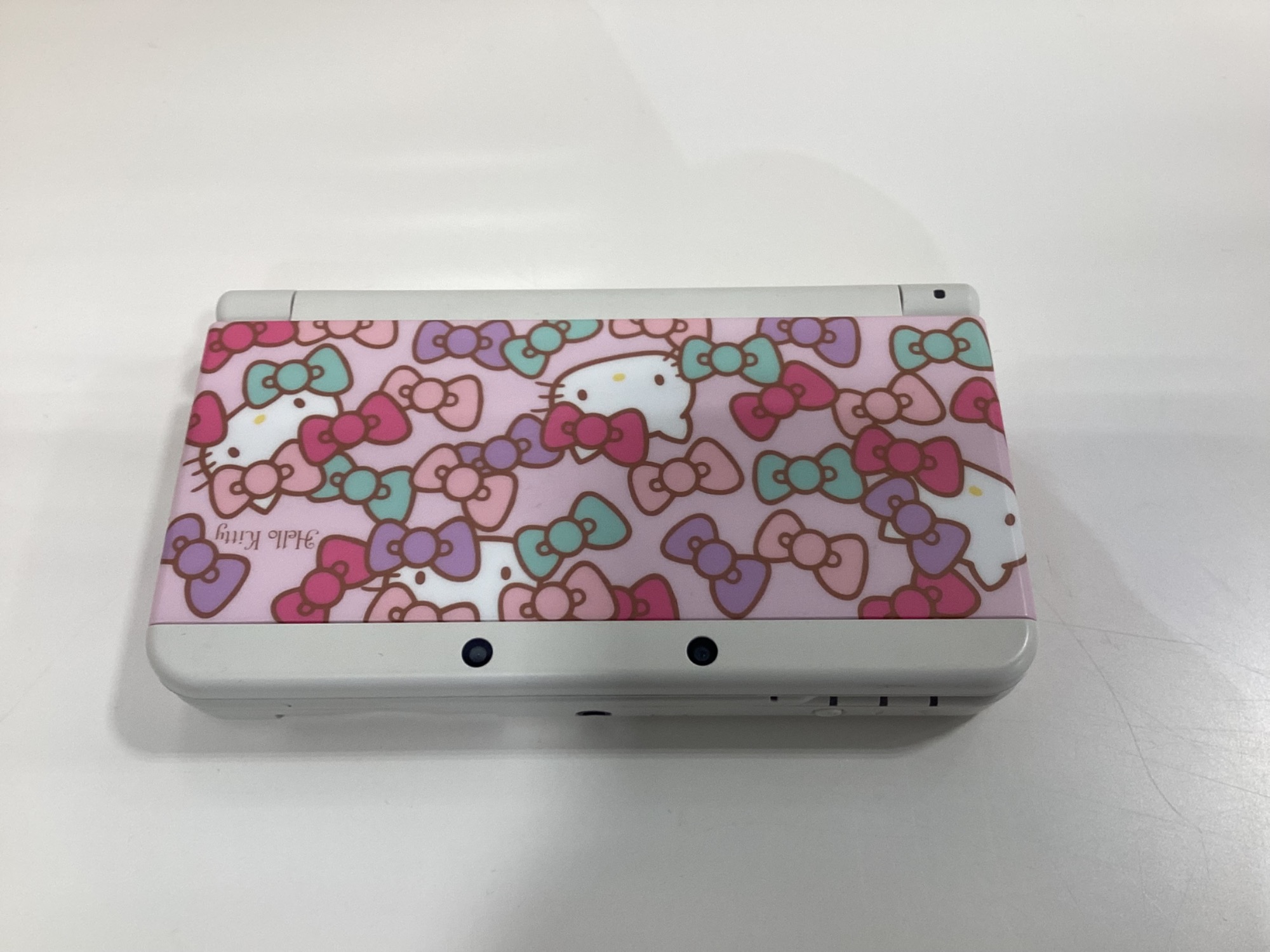 Nintendo 3DS ハローキティカバープレート　非売品 ニュースリリース : 2015年9月7日