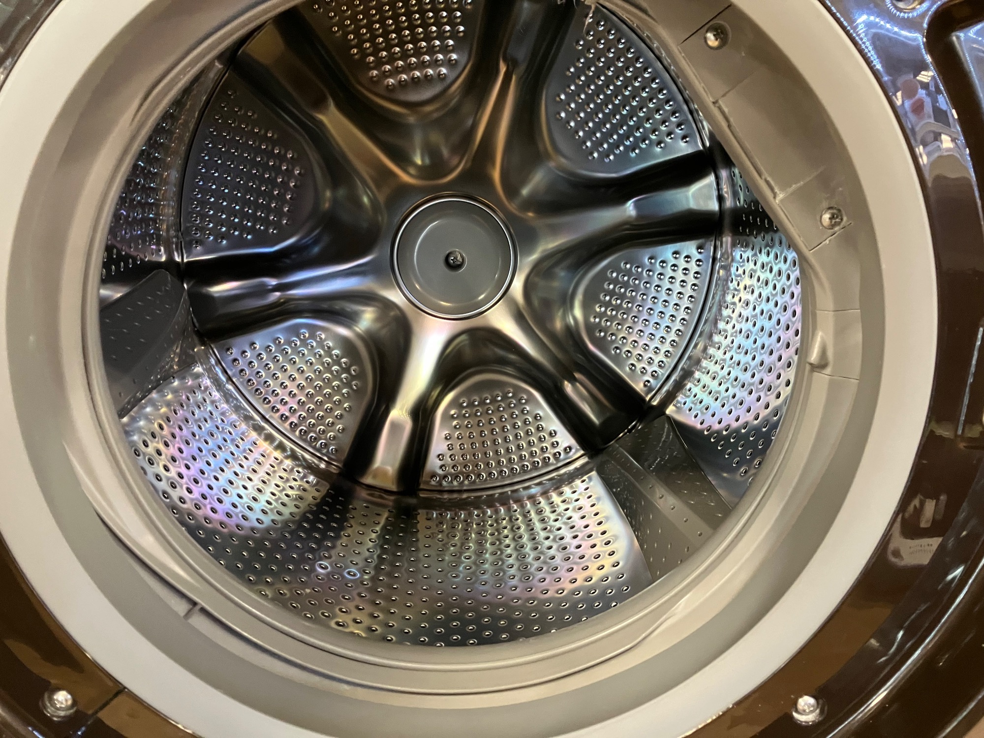 東京23区送料無料　美品シャ－プドラム洗濯乾燥機　2020年製　清掃/除菌済 HITACHI（ヒタチ）のドラム式洗濯乾燥機 11Kg 2020年製のご紹介です