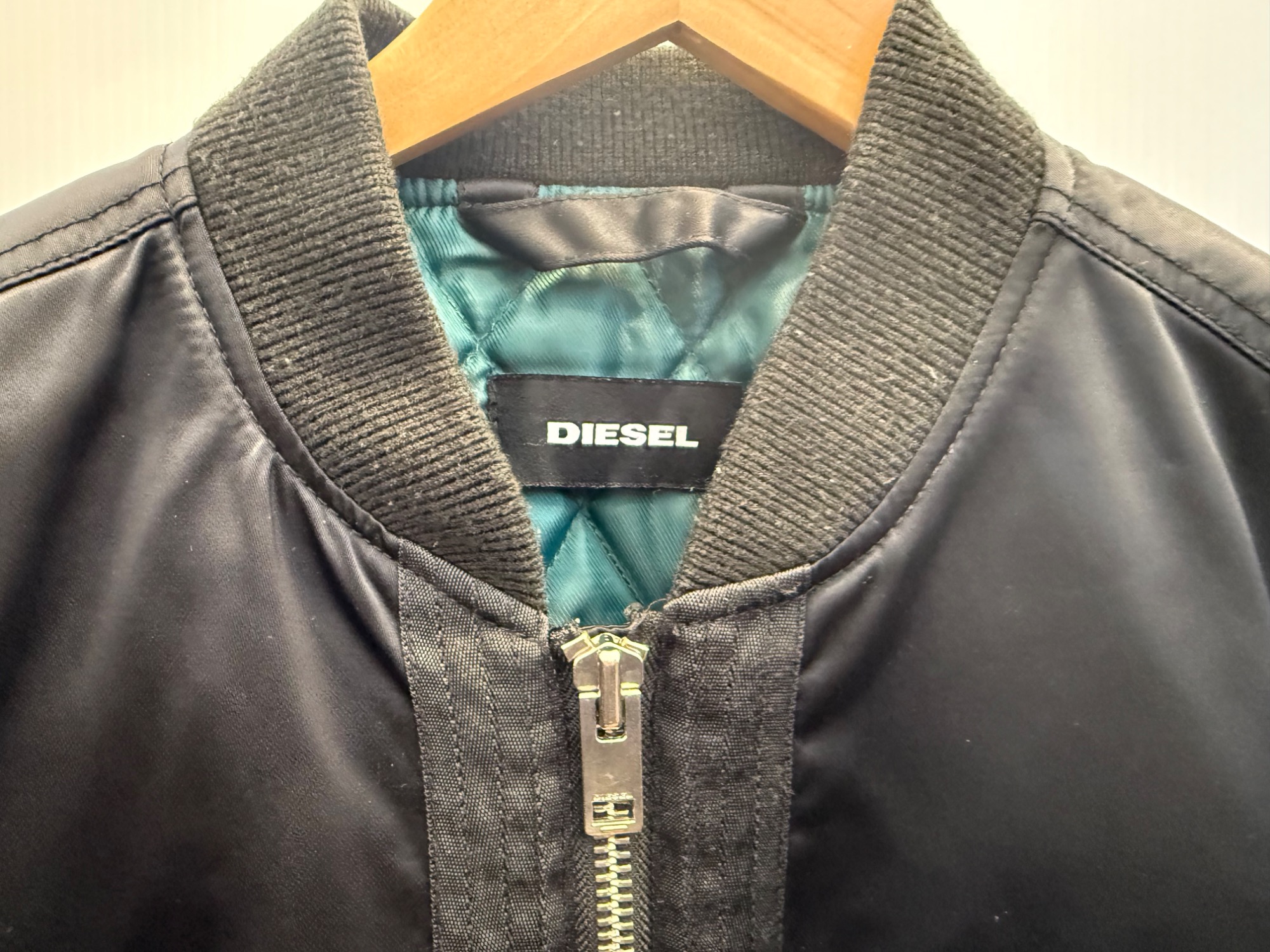 DIESELからMA-1ジャケットのご紹介になります！｜2025年12月30日