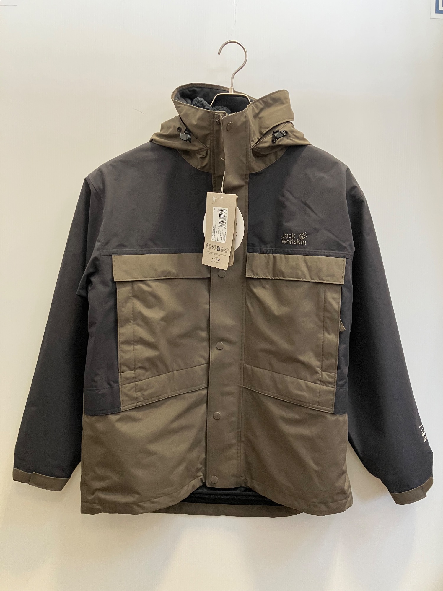 Moork ブラウンナイロンジャケット　48 Rocky Monroe（ロッキーモンロー） ナイロンジャケット Reebok