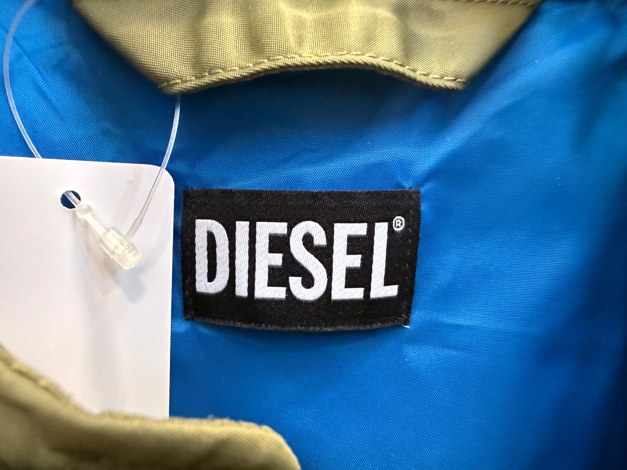 DIESEL J-GLORY シングルライダースジャケットのご紹介になります