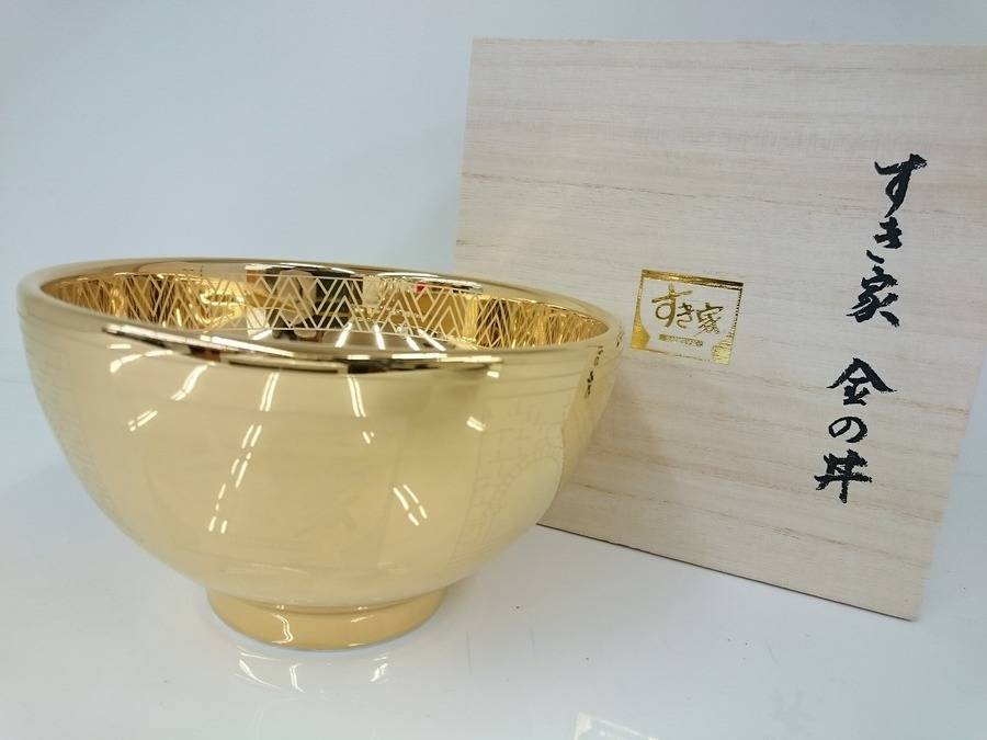 お腹が空いてくる珍品！すき家の金の丼が入荷致しました！｜2017年04月