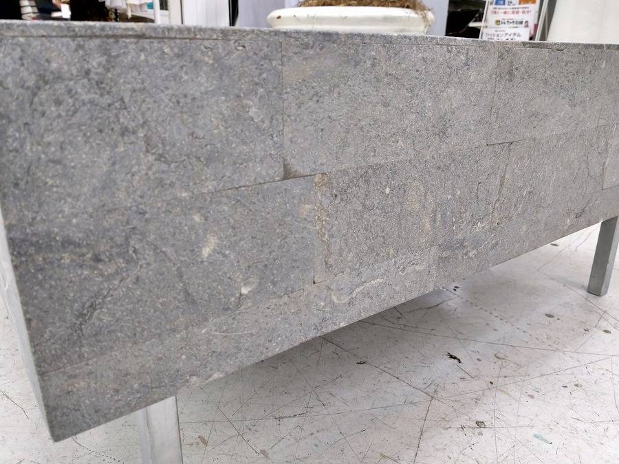 素材はストーン！HUKLAのセンターテーブルが入荷いたしました｜2018年