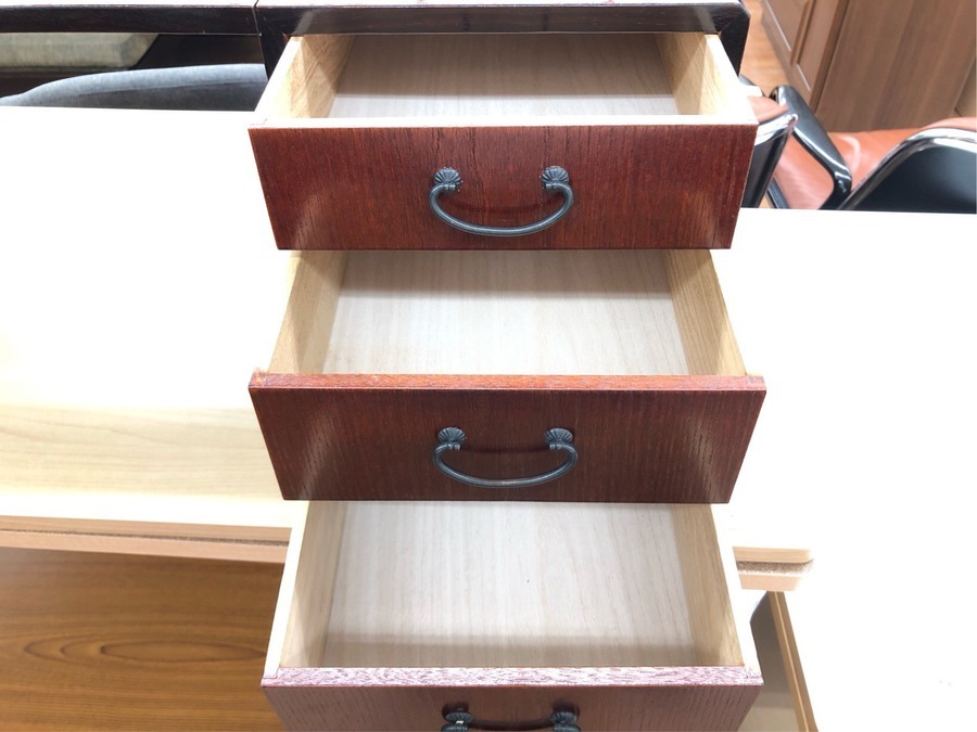 アンティークな文机入荷致しました！【立川日野橋店】｜2018年12月21日