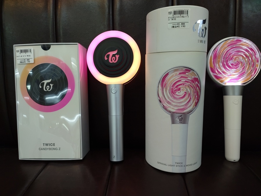 TWICE(トゥワイス)のライブグッズが入荷しました♪ 【立川日野橋