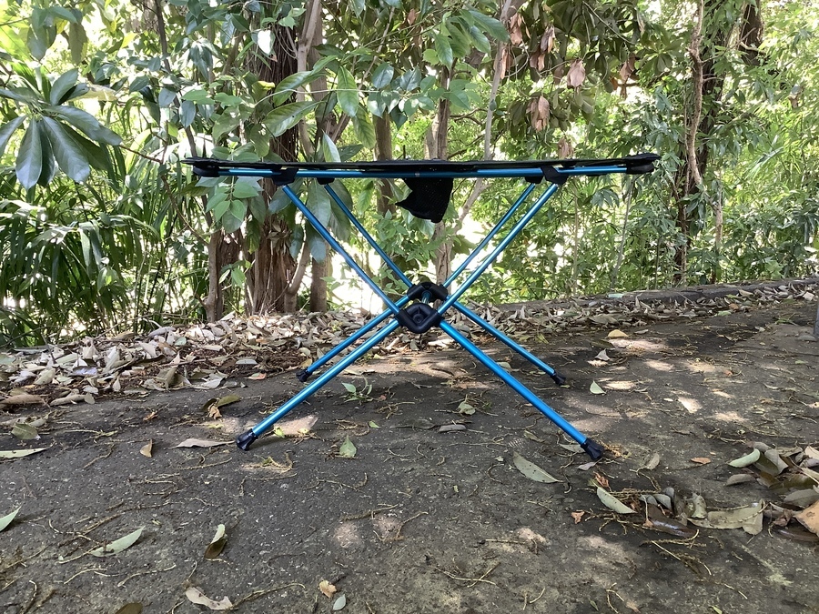 軽さ、利便性抜群！Helinox（ヘリノックス）アウトドアテーブル入荷