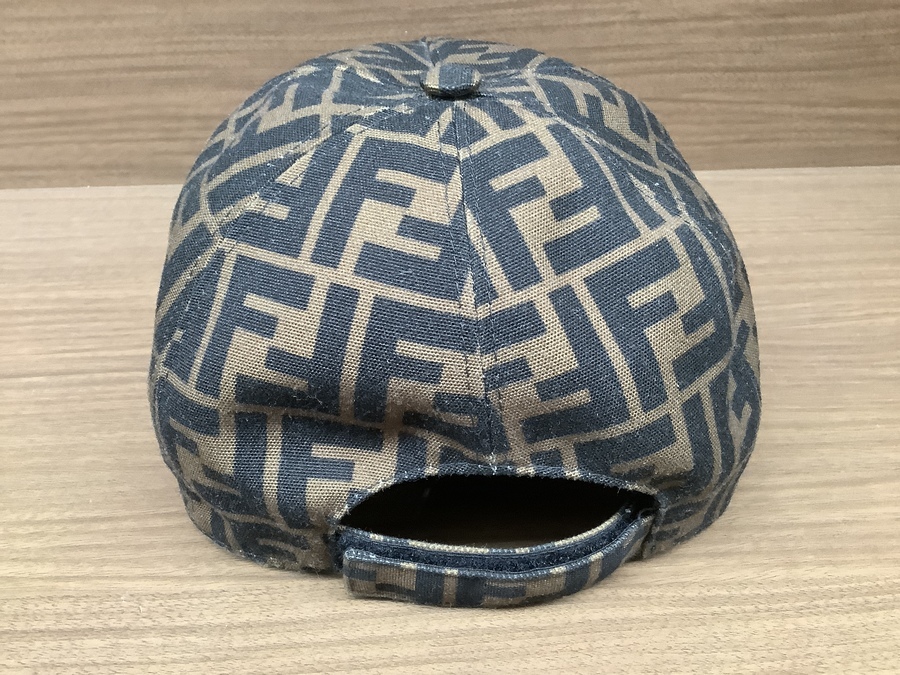 FENDI（フェンディ）のズッカ柄のキャップ【FXQ768 A660】を買取入荷