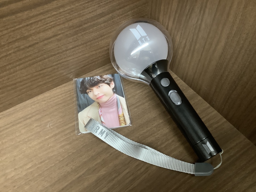 アイドルグッズ買取強化中！BTSアミボム（ペンライト）が入荷