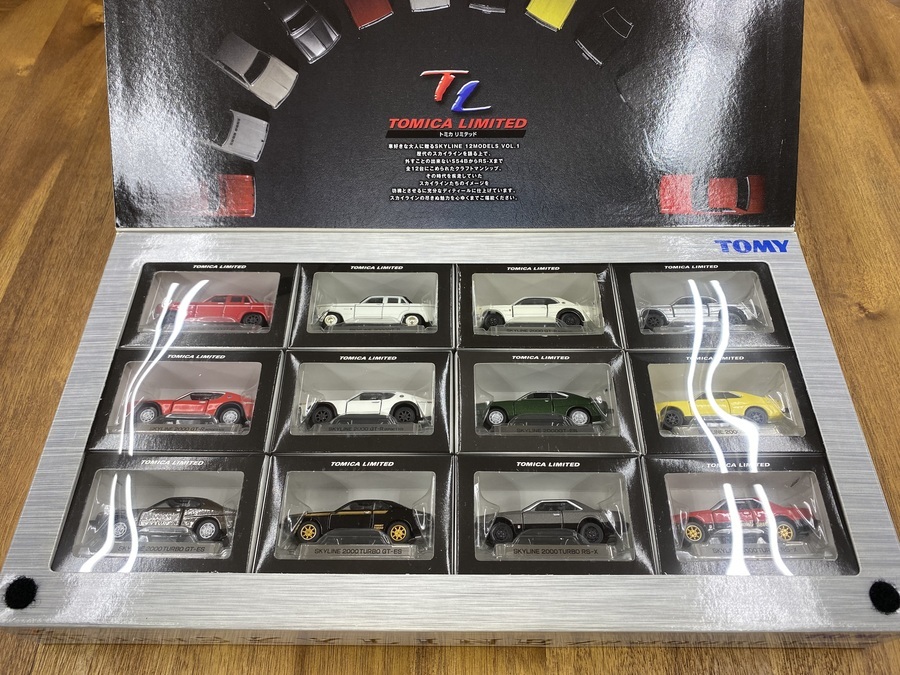 TOMYトミカ リミッテッド NISSAN スカイライン 12models Amazon | トミカリミテッド ニッサン スカイライン 12MODELS VOL