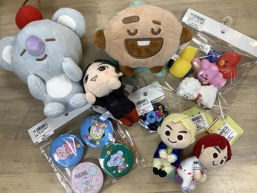 BTSグッズ一式 約50品以上 除隊セール！！ アイドルグッズ買取強化店舗！！】BTSのグッズが買取入荷しま
