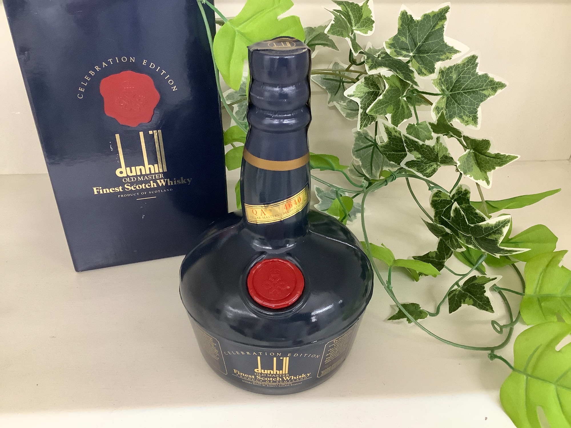 dunhill（ダンヒル）のスコッチ ウィスキー/オールドマスター をご紹介