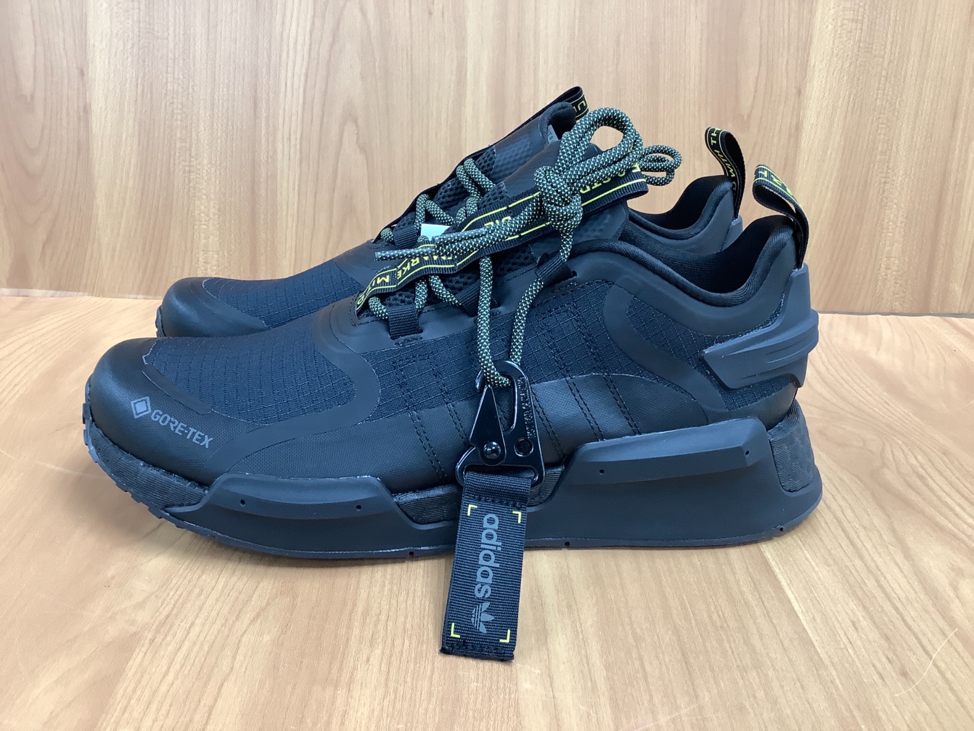 adidas（アディダス）のスニーカー【GX9472】 をご紹介！｜2022