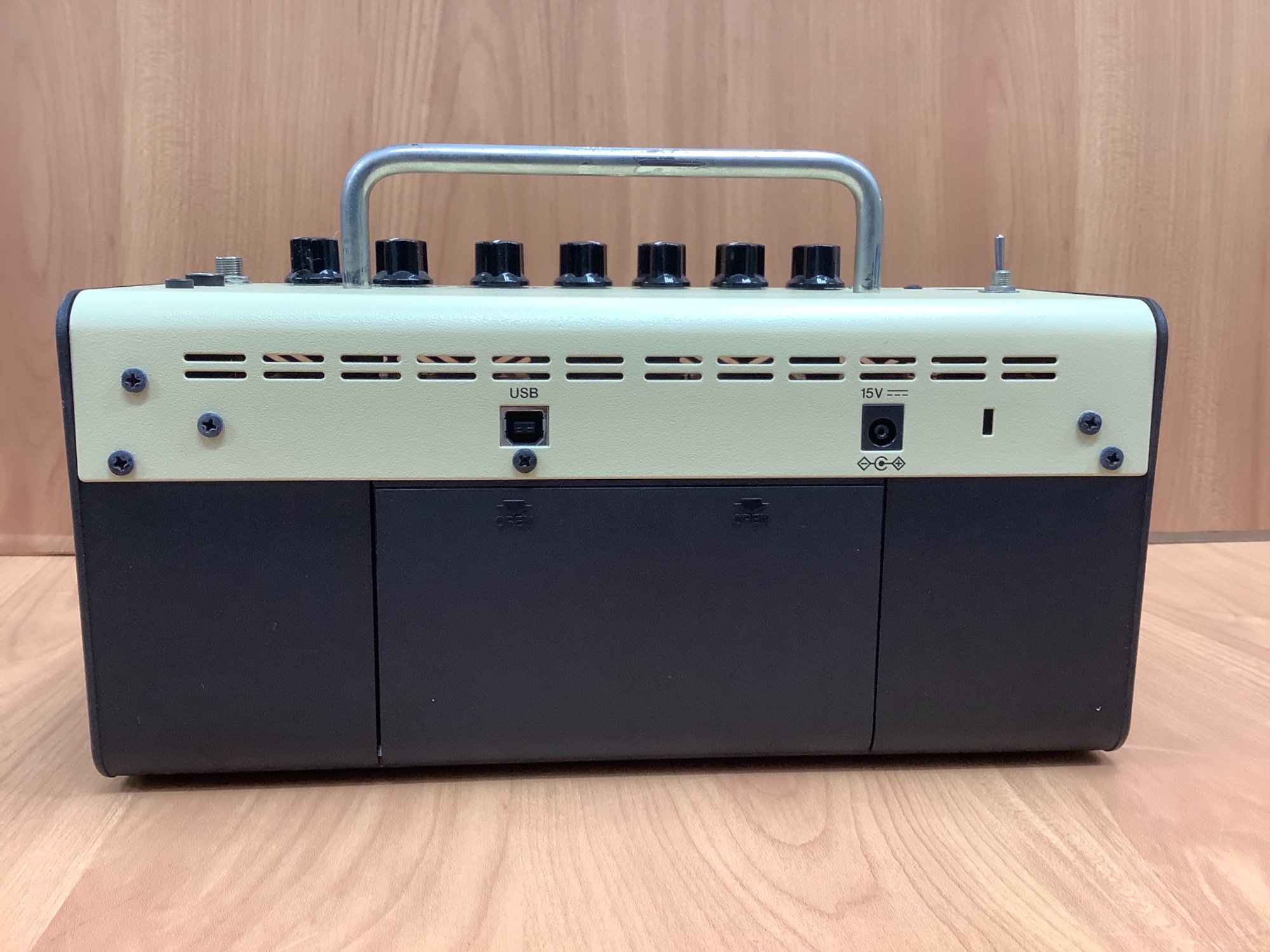 アンプ YAMAHA THR5 Yamaha THR5 Desktop Guitar Combo Amplifier | zZounds