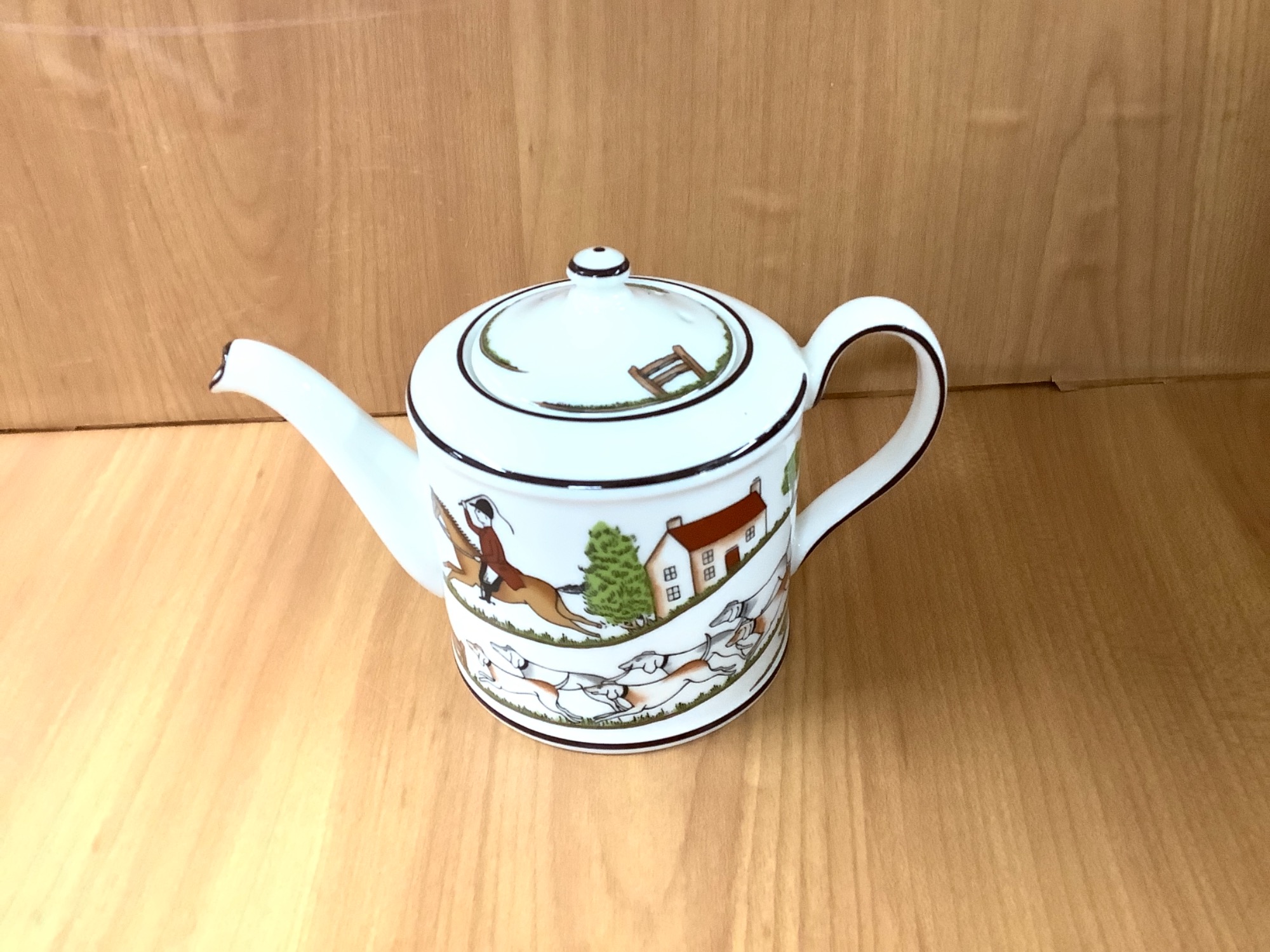 廃盤品のレア物続々！】WEDGWOOD ハンティングシーンの洋食器入荷致し