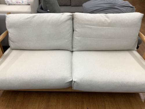 広々座れる♪】ACTUS（アクタス）よりLODGE 2.5人掛けソファが入荷致し