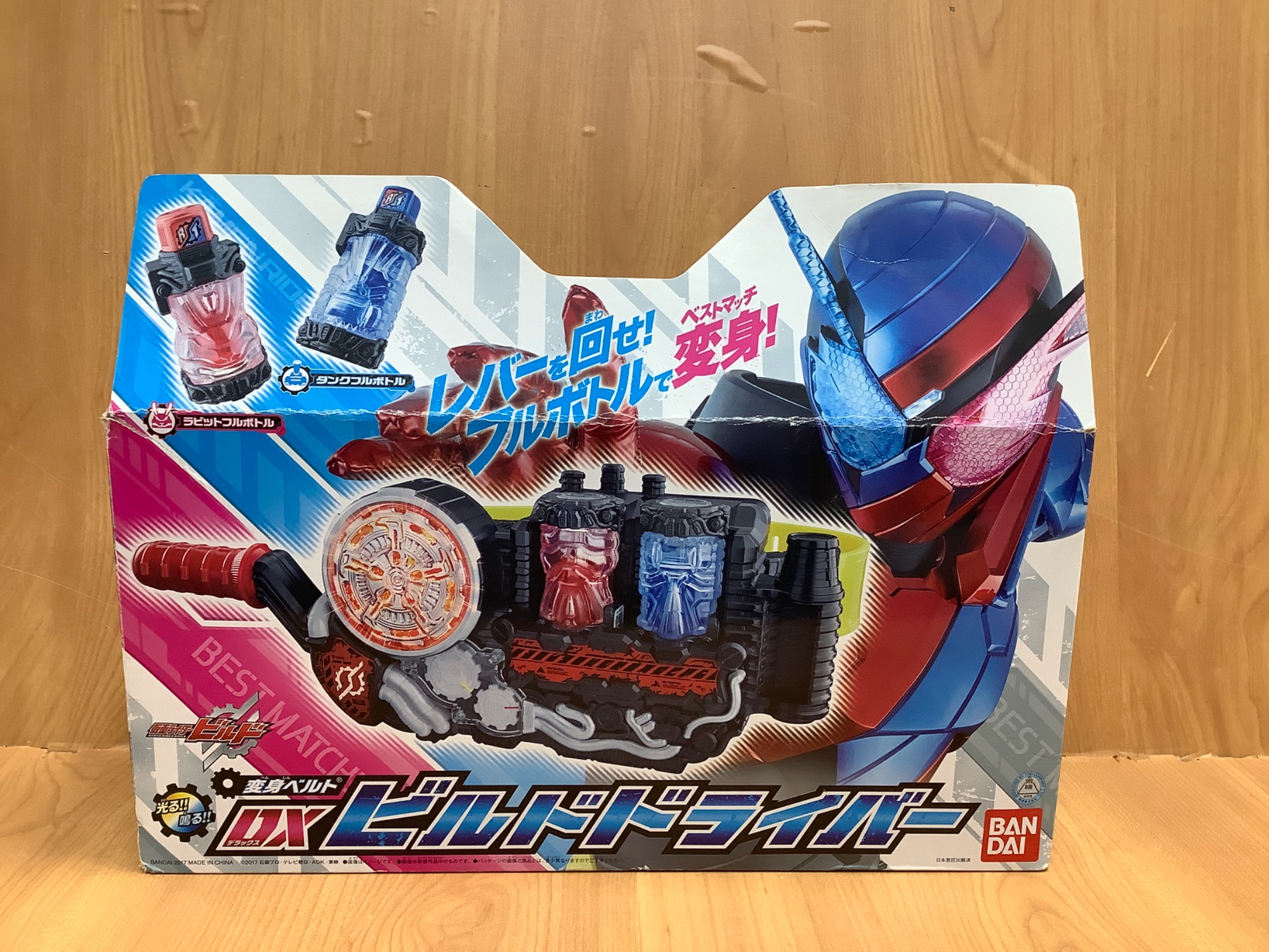 人気№1 ‼】BANDAI（バンダイ）より仮面ライダー ビルド DXビルド