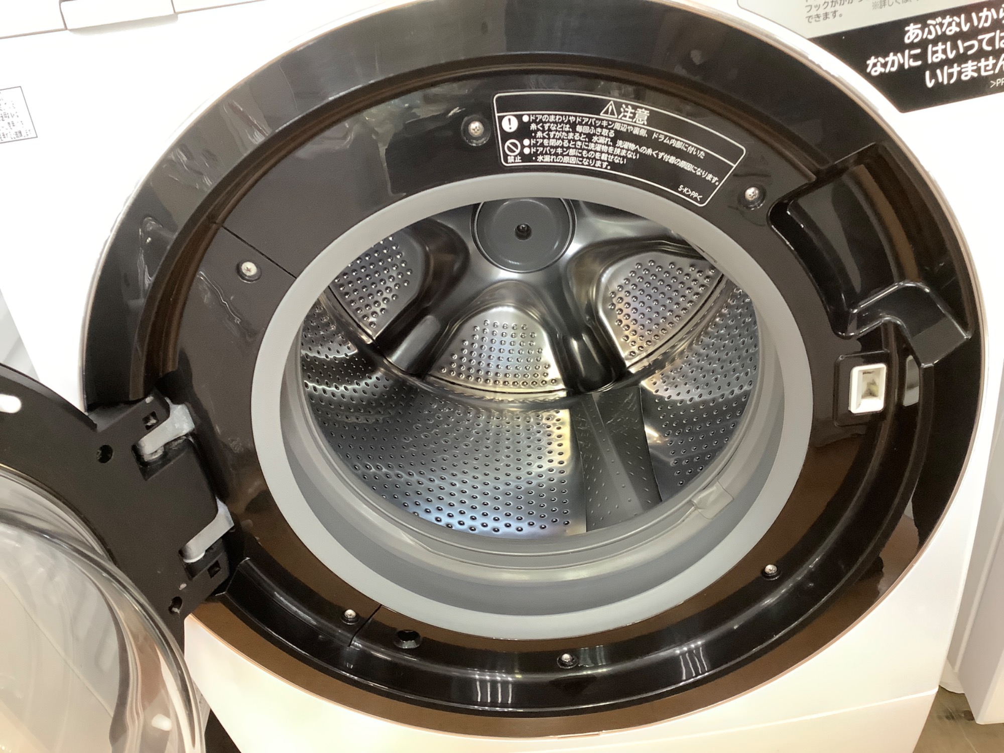 【6ヵ月保証付】ﾄﾞﾗﾑ式洗濯乾燥機　HITACHI　2019年製【ﾄﾚﾌｧｸ桶川店】 お買物でポイント7倍！】HITACHI（日立）よりドラム式洗濯乾燥機が入荷