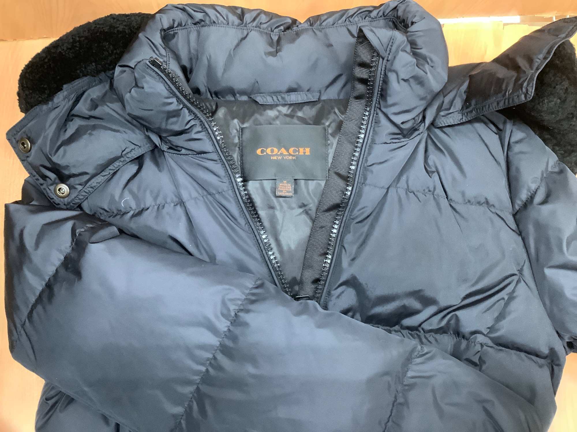 厳しい寒さに！！】COACH（コーチ）よりダウンジャケットが入荷致し