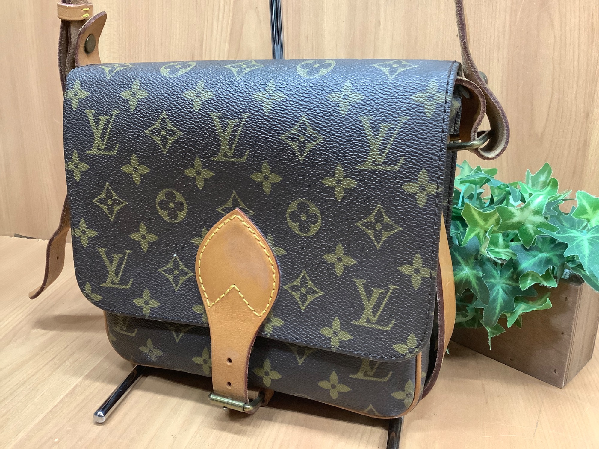 可愛らしいサイズ！！】LOUIS VUITTON（ルイヴィトン）よりショルダー