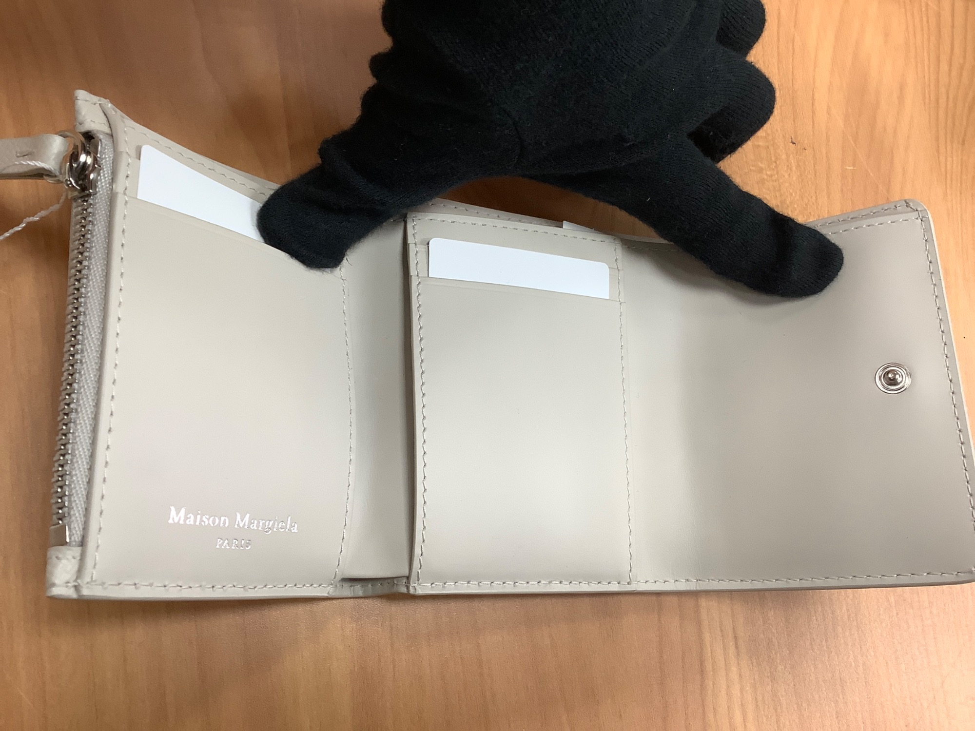 オトナのグレージュ♪】Maison Margiela（メゾン・マルジェラ）より 3