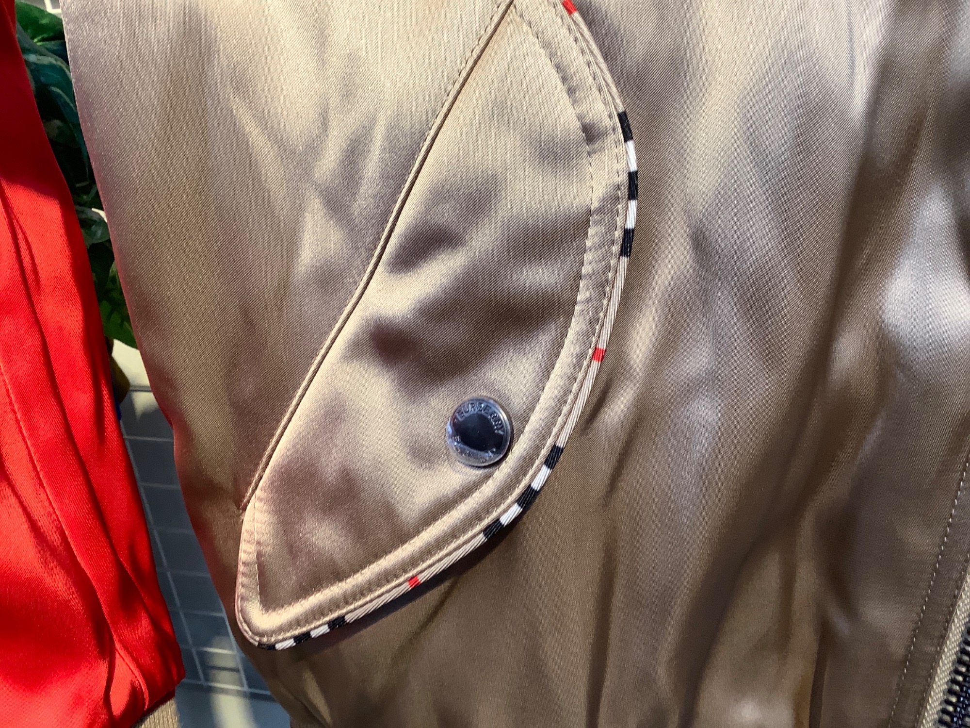 BURBERRY　スタジャン　コレクションモデル BURBERRY スタジャン コレクションモデル 【公式通販】